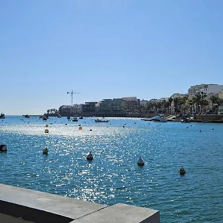 Large In Marsascala. Sleeps 6 Marsaskala