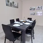 Large In Marsascala. Sleeps 6 * Marsaskala